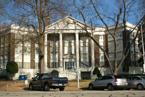 Henderson County Courthouse located on the downtown square in Denison – Denison, cheap car insurance in Texas