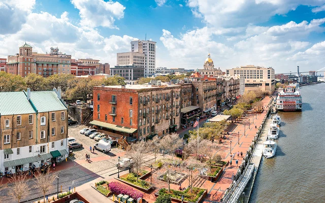 Aerial view of Savannah, Georgia skyline along River Street – Savannah, cheap car insurance in Georgia